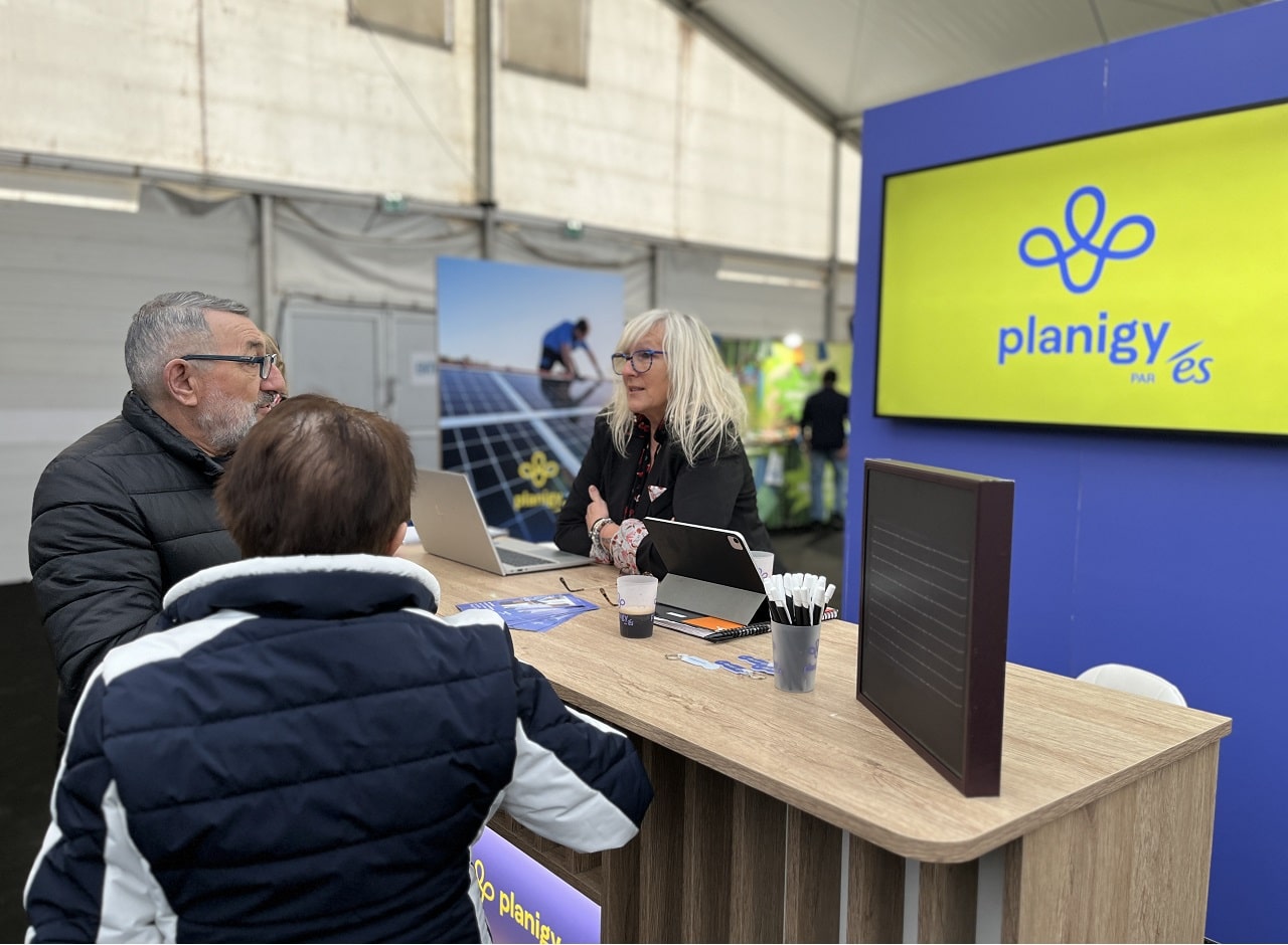 Du 5 au 8 avril, venez à la rencontre de nos experts alsaciens en photovoltaïque au Parc Expo de Strasbourg pour imaginer en direct avec eux l’installation qui conviendra le mieux à votre habitat et à votre budget. Votre solution clés en main vers l’autoconsommation électrique, se construit dès aujourd’hui avec Planigy par ÉS.